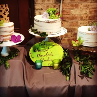 Deconstructed, semi-naked wedding cake