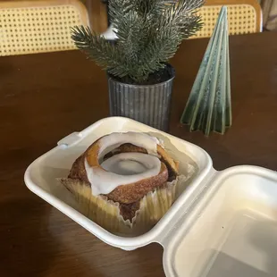 Insanely good cinnamon rolls