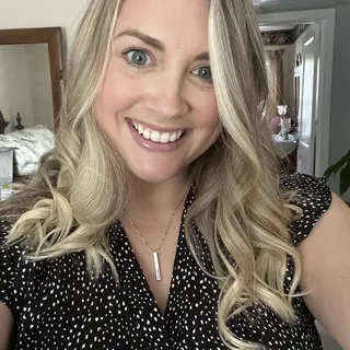 Hayley H.