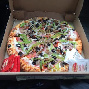 Medium combo pizza for $17