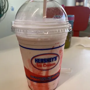 Strawberry cheesecake milkshake