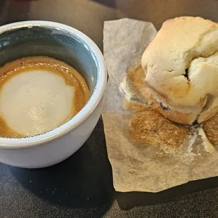 Cortado and blueberry muffin