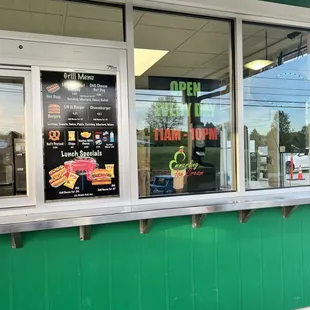 Grill / Lunch Menu &amp; Hours