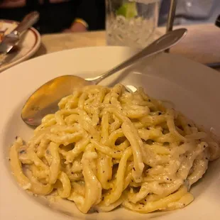 Cacio e pepe - tasted great but was served sort of cold