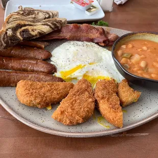 "Irish Breakfast", served on weekend mornings.