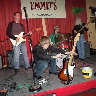 James Wilhite Band at Emmit&apos;s Place
