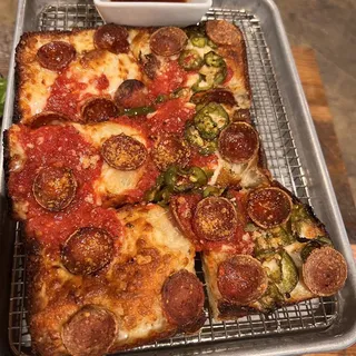 Colony Pizza