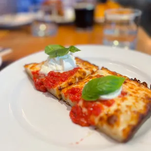 Emmy Squared Pizza - Shaw