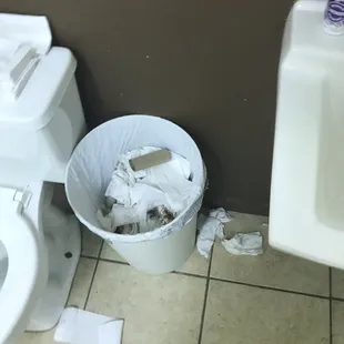 Nasty bathroom