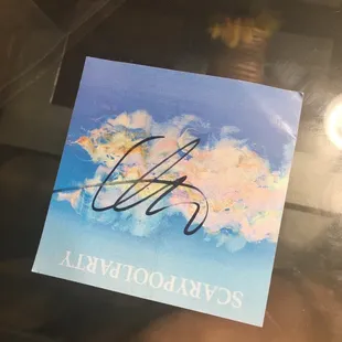 He was so happy to autograph for his fans. Alejandro Aranda is the best!