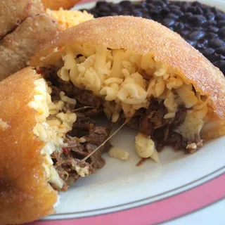 La Pelua Arepa