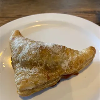 Guava and cheese pastelito