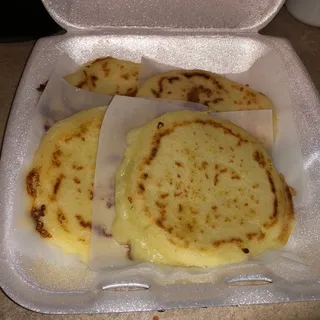 Arepa Rellenas de Queso