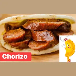 Arepa Rellena de Chorizo
