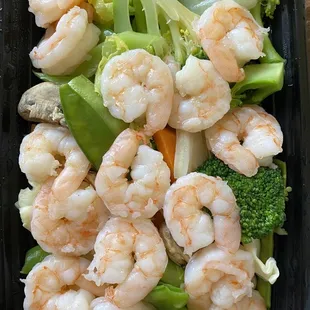 HS3. Steamed Shrimp with Mixed Vegetables