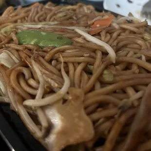 N1. Lo Mein