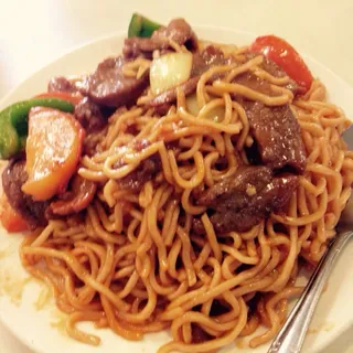Tomato Beef Chow Mein