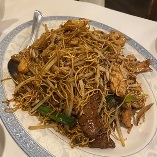 Combination chow mein