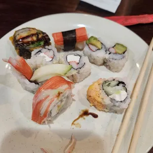 sushi, sashimi, sushi and sashimi, food