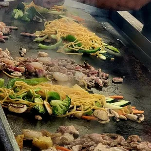 This place was swamped last week. My coparent loves this place, but I got bored of it.