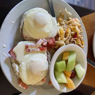 Empire Caf Benedict