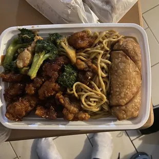 C13. General Tso's Chicken with  broccoli  , and Plain Lo Mein