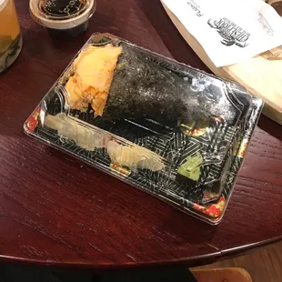 Hand roll Spicy Salmon Roll