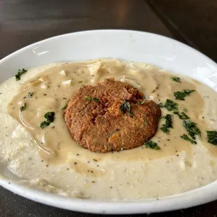 Salmon patty and grits