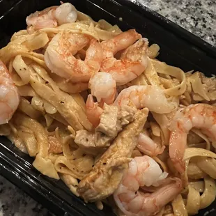 BLACKENED (where??) chicken with shrimp pasta