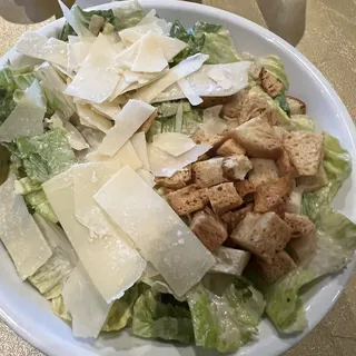FULL CAESAR SALAD