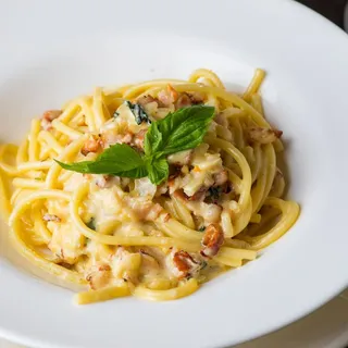 Bucatini Carbonara