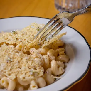 This Mac and Cheese is unlike any other that you have had before. Made with reading raclette, rahmtaler, hooks cheddar, parmesan, pecorino
