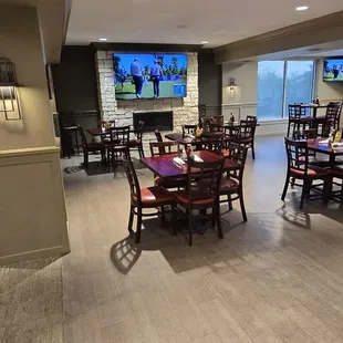 Champs Bar &amp; Grill