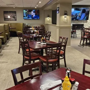 Champs Bar &amp; Grill