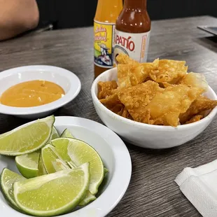 Complimentary wonton chips and spicy mayo