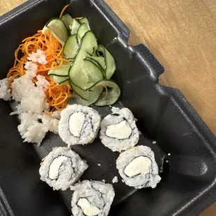 Ordered Philadelphia rolls, and literally got cream cheese rolls, the worst sushi place.