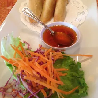 Crispy Veggie Egg Rolls