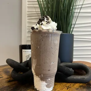 Oreo Wedding Cake protein shake, 32oz!