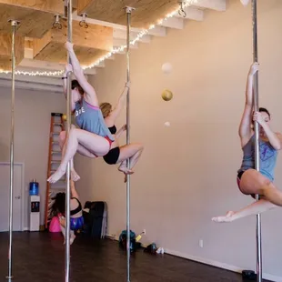 Leveled Pole - climbing