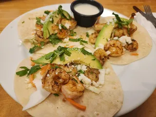Luna's Bar and Grill