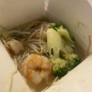 Cantonese Shrimp Chow Mein