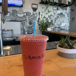 Fruity Flamingo Smoothie