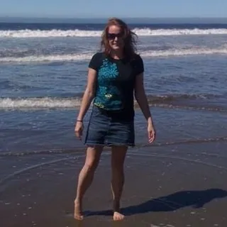 Julie H.