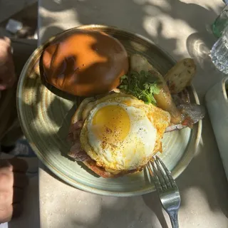 Breakfast Burger