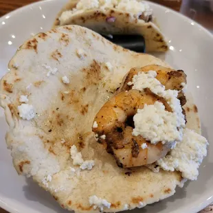 $8 shrimp taco with nothing on it