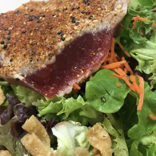 Fresh Shichimi Seared Ahi Salad