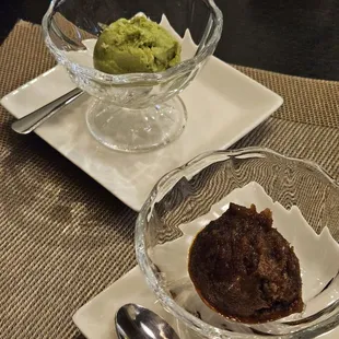 Matcha ice cream, black honey sherbet