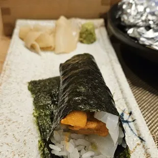 Exquisitely subtle Uni &amp; Hiramè/halibut Tèmaki hand roll;premium Wasabi w/ real Wasabi root pieces