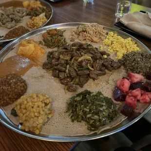 Shennt Tibs &amp; Vegetarian Combination