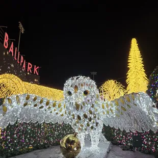 Lots of photo ops!! Come ready!